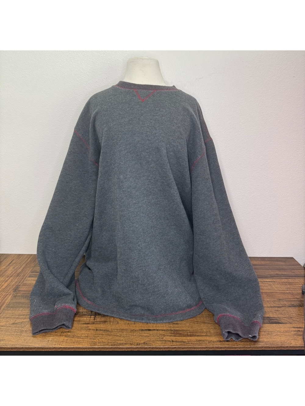 Arrow Gray Crewneck Sweatshirt with Red Stitching Size XL